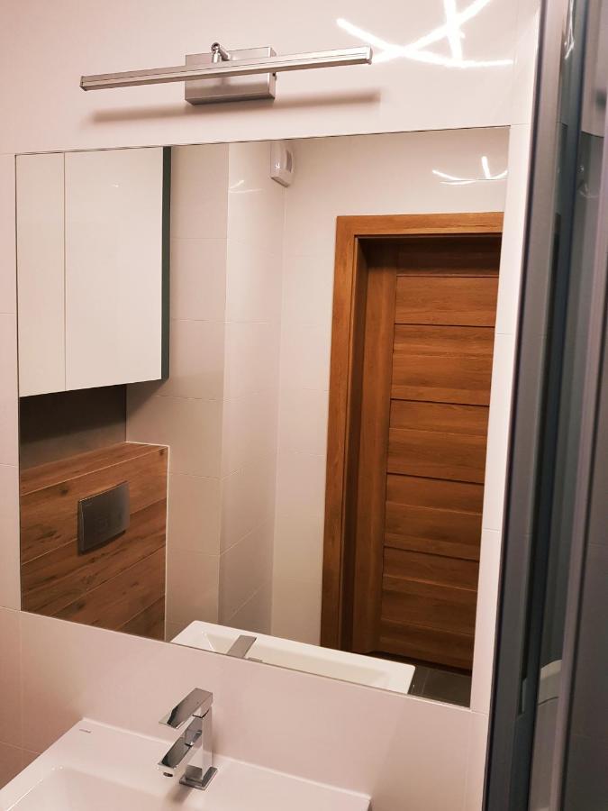 Jurajska Plaza - Nowoczesny Apartament Z Osobna Sypialnia, Parking Gratis - Kielce Esterno foto