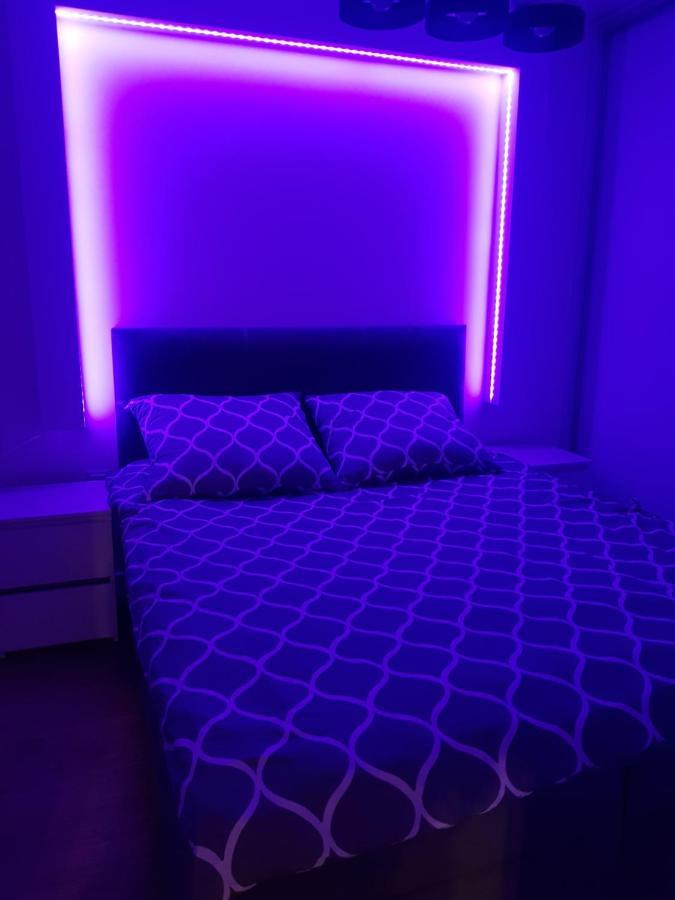 Jurajska Plaza - Nowoczesny Apartament Z Osobna Sypialnia, Parking Gratis - Kielce Esterno foto