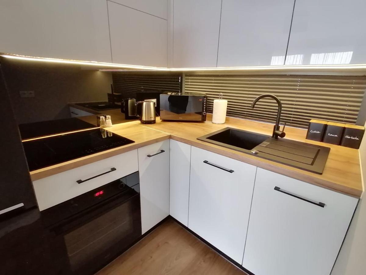 Jurajska Plaza - Nowoczesny Apartament Z Osobna Sypialnia, Parking Gratis - Kielce Esterno foto