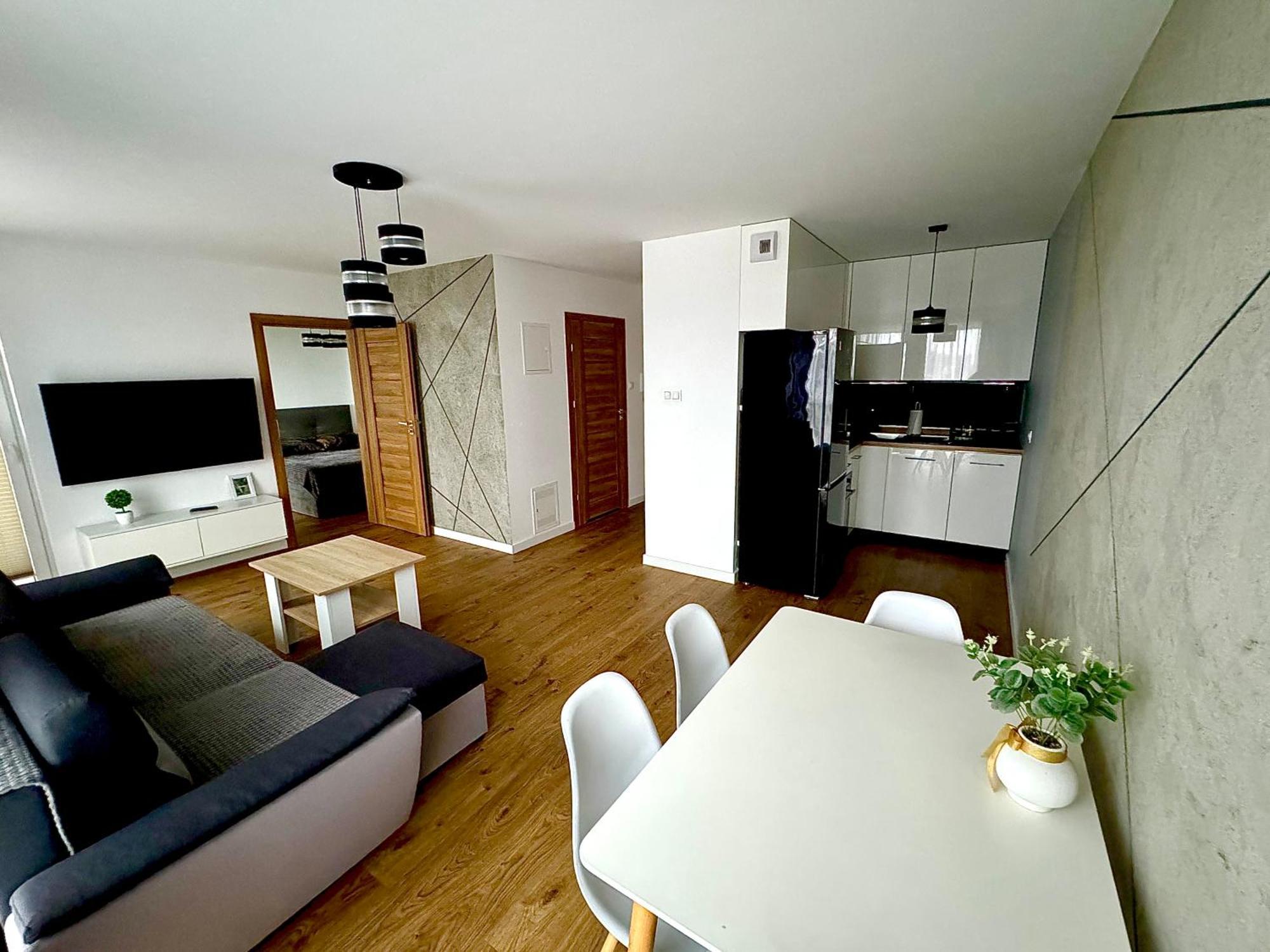 Jurajska Plaza - Nowoczesny Apartament Z Osobna Sypialnia, Parking Gratis - Kielce Esterno foto
